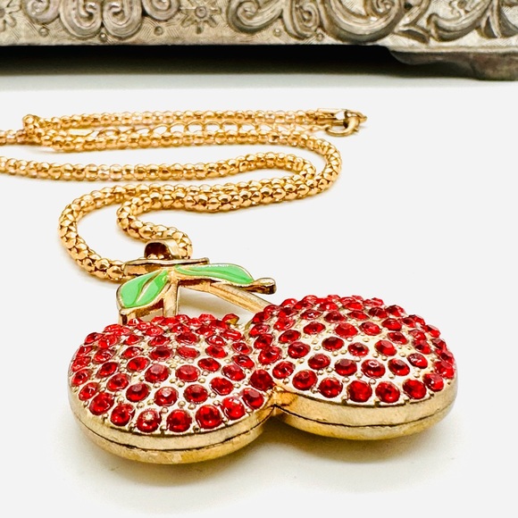 Retro Red Rhinestone Cherry Pendant Necklace - Picture 12 of 14